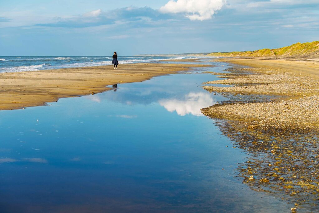meer, strand, wellen, küste, wasser, wolken, reflexion, sand, steine, nordsee, dänemark, natur, landschaft, nørlev strand, meer, strand, wasser, wasser, natur, natur, natur, natur, natur, landschaft, landschaft